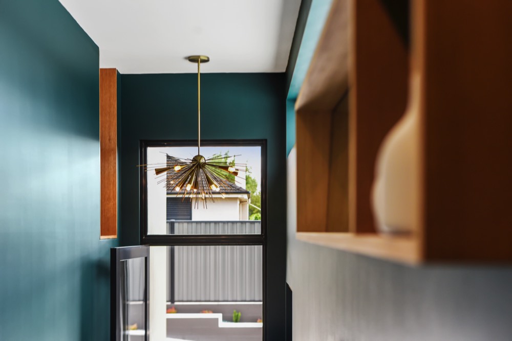 Residential feature lighting installation